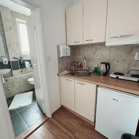 San Lux Dunavska Hostel