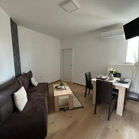 Hostel San Lux Dunavska *