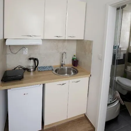 San Lux Dunavska Hostel